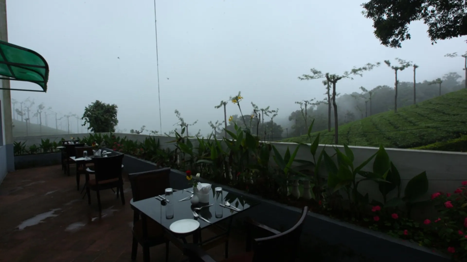 *** Ξενοδοχείο Oak Fields Resort Munnar Ινδία
